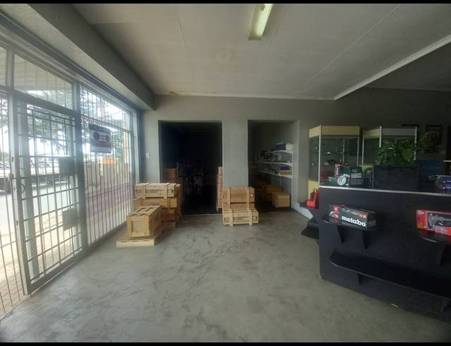 991M² BUSINESS FOR SALE IN BRAKPAN CENTRAL